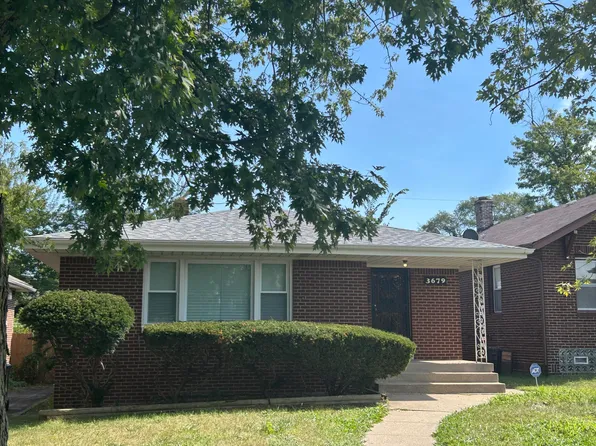 3679 Monroe St, Gary, IN 46408