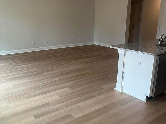 5th image of 267 Glendale Arbor Drive SW #46