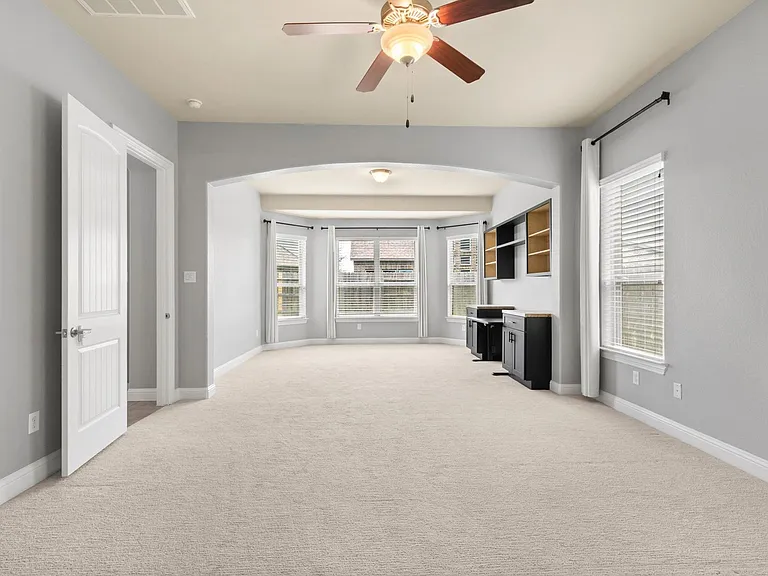 12426 Cumberland Dr — Photo 24