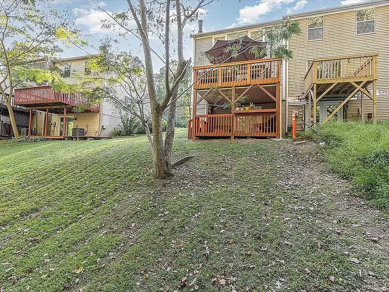 1140 Villa Green Ct — Photo 12