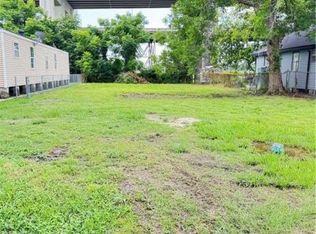 1313 Lawrence St, New Orleans, LA 70114