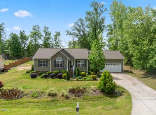 280 Kinsman Ct, Fuquay Varina, NC 27526