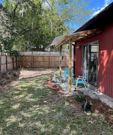 side yard