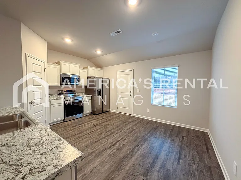 106 Coral Bells Rd — Photo 8