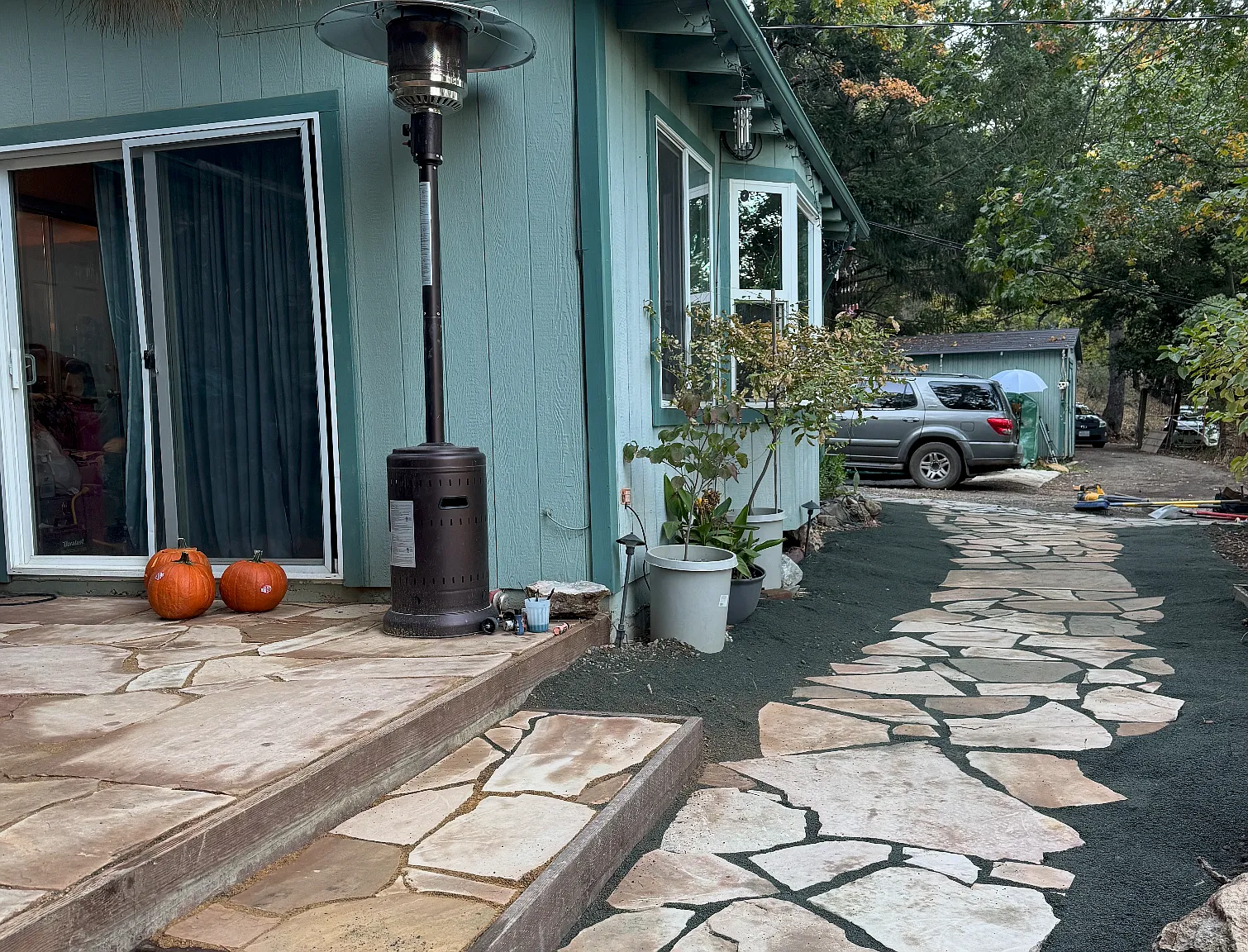 3 bed, 1700 sqft, $2,300 — Photo 4