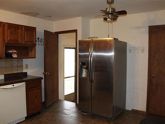 5th image of 1716 Korando Ave