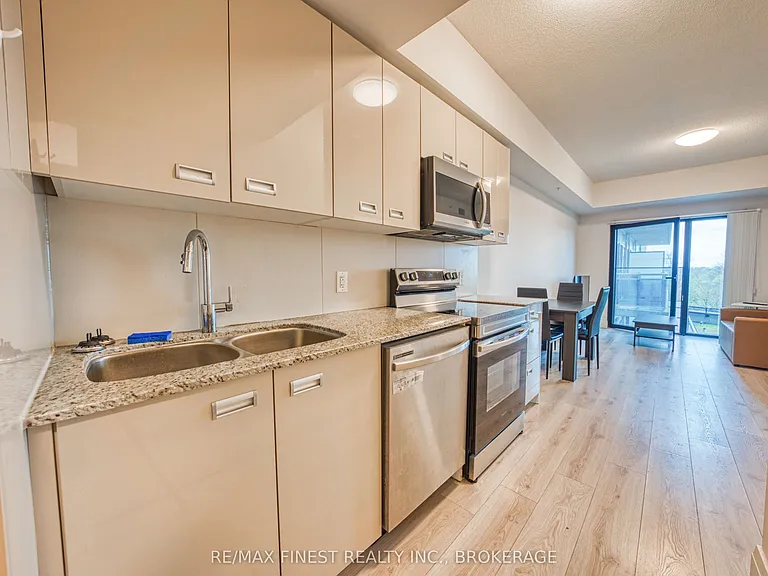 652 Princess St #622 — Photo 4
