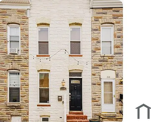 208 N Port St — Photo 2