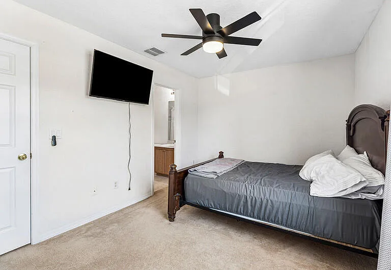 2764 SE Birmingham Dr — Photo 13