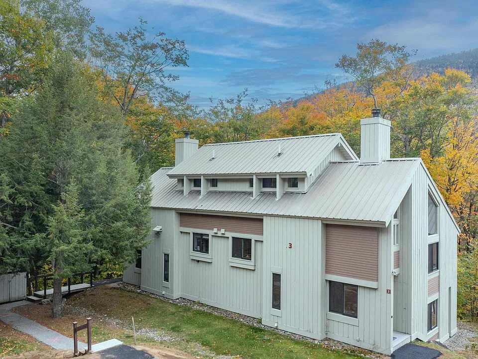 3 Canoe Ln #1