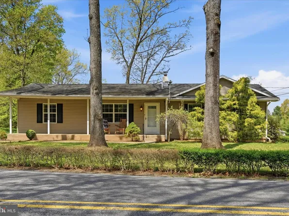 1988 Chestnut Hill Rd, Mohnton, PA 19540