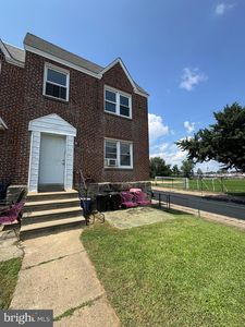 6662 Erdrick St, Philadelphia, PA, 19135