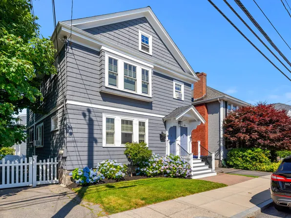 44-46 Crockett Ave #2, Dorchester Center, MA 02124