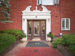48 Hollis St APT 2, Newton, MA 02458