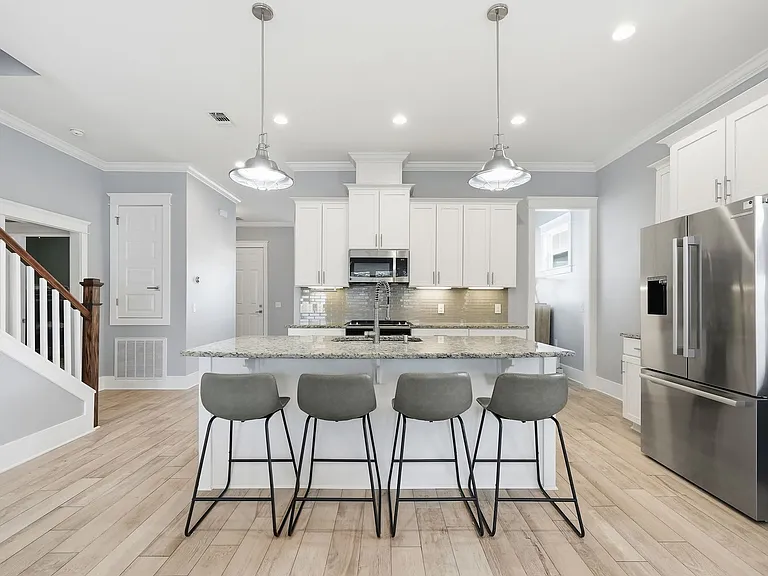 131 Magnolia Ave — Photo 17