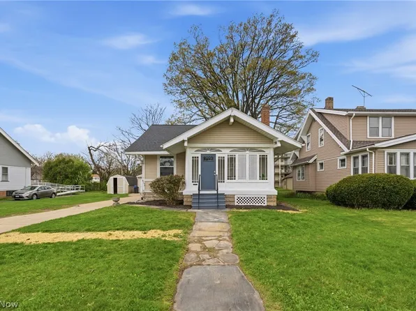 3856 W 162nd St, Cleveland, OH 44111