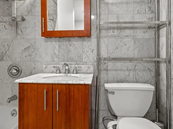 343 East 30th Street image 7 of 17