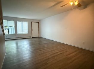 10 Talcott Forest Rd APT I, Farmington, CT 06032