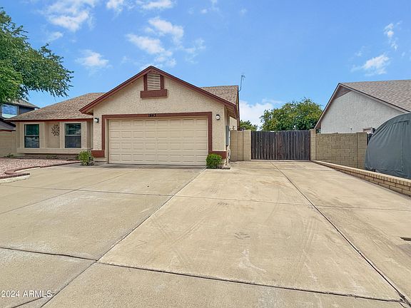 3rd image of 1443 E WICKIEUP Lane