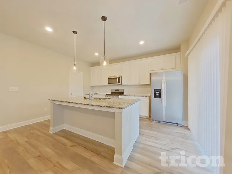 73 Leyland Ct — Photo 5