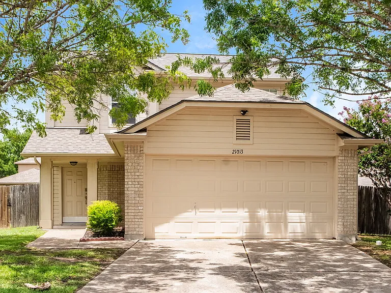 21013 Godolophin Ct — Photo 1