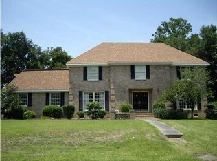 22 Old English Dr, Charleston, SC 29407