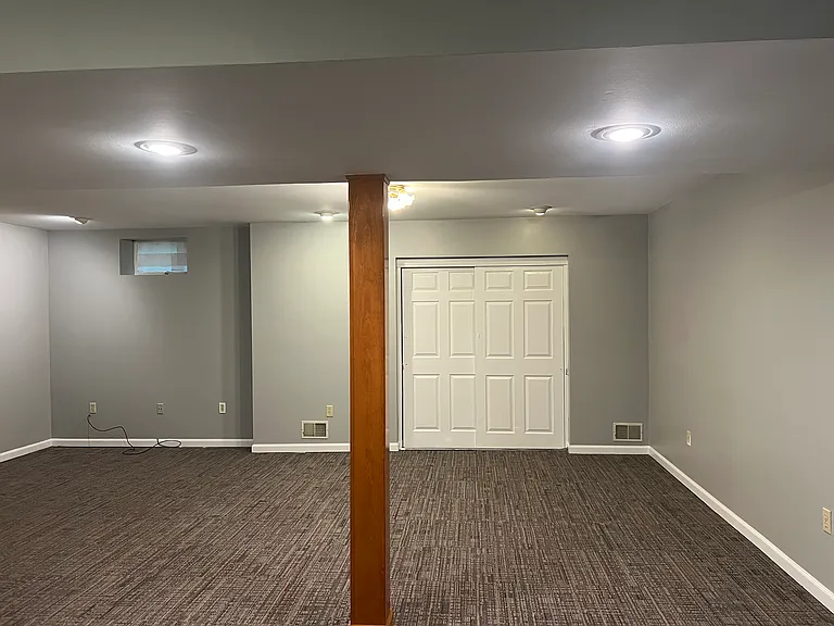 83 Bond St — Photo 25