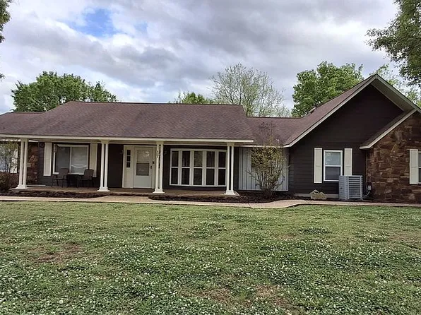 1501 Berry Rd, Fort Gibson, OK 74434
