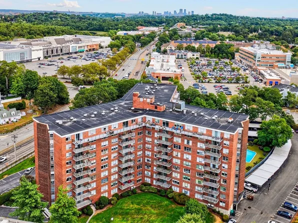 280 Boylston St APT 804, Newton, MA 02467