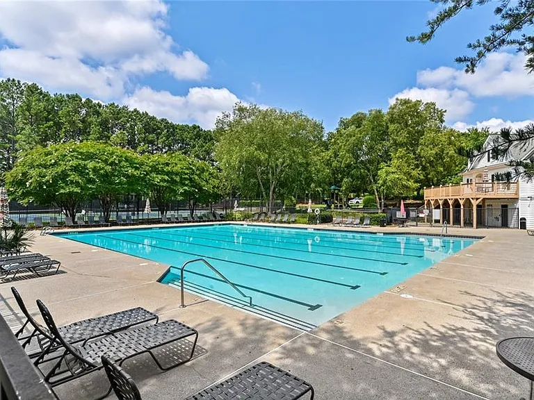 3020 Serenade Ct — Photo 36