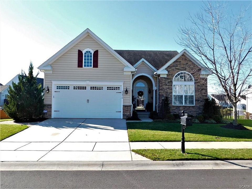 1st image of 22976 Surry Ln