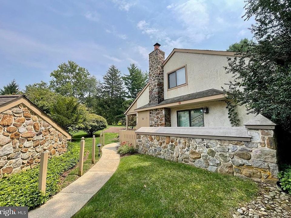 1st image of 19 Sugar Knoll Dr #19