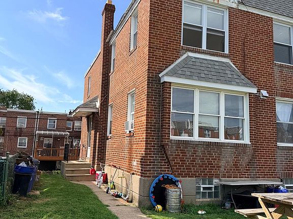 2nd image of 7212 Barnard St