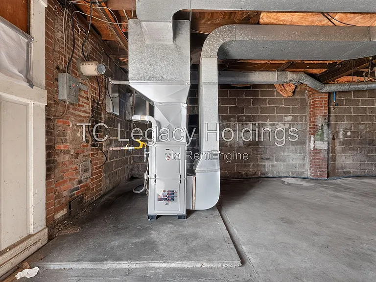 300 Ash Ave — Photo 29