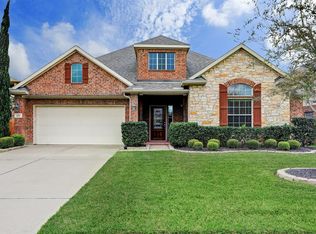 995 Catania Ln, League City, TX 77573