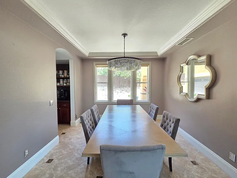 2819 Savannah Ct — Photo 11