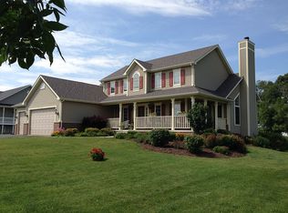 40128 105th St, Genoa City, WI 53128