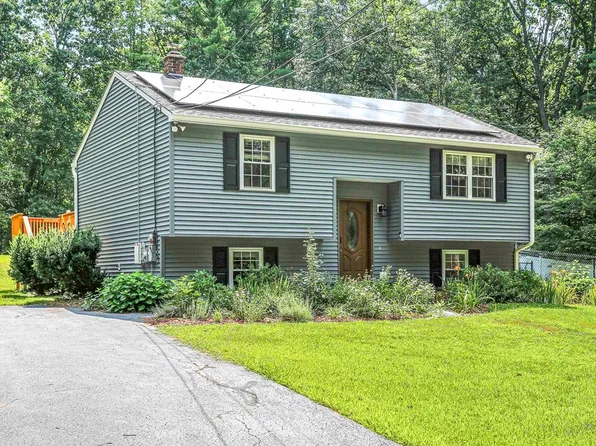 195 Holly Dr, Gardner, MA 01440