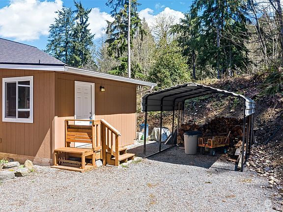 5th image of 14319 241st Avenue E