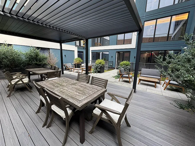 150 Lenox Rd #3D — Photo 16