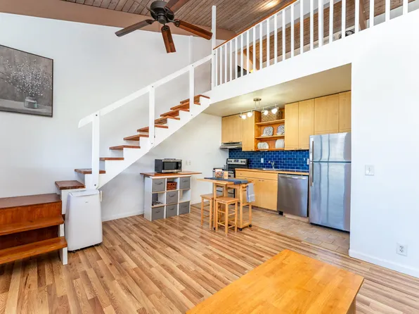 99 Walaka St APT 18, Kihei, HI 96753