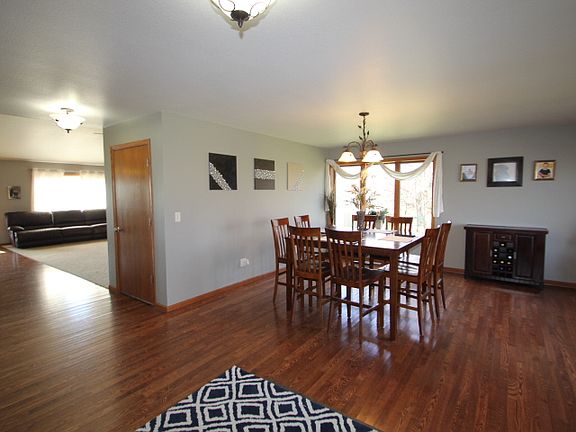2nd image of 1286 265th St