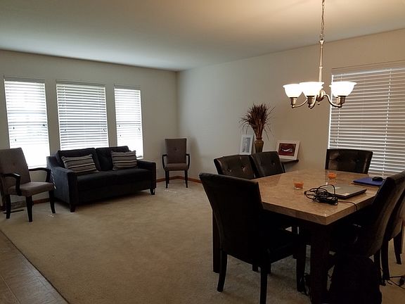 3rd image of 39865 Torry Ln