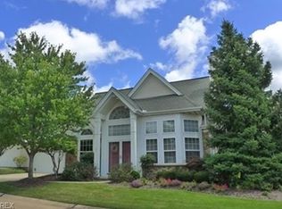 101 Stonebrooke Oval #42, Orange, OH 44022