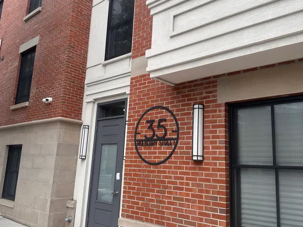 40 E Park St #303, Newark, NJ 07102
