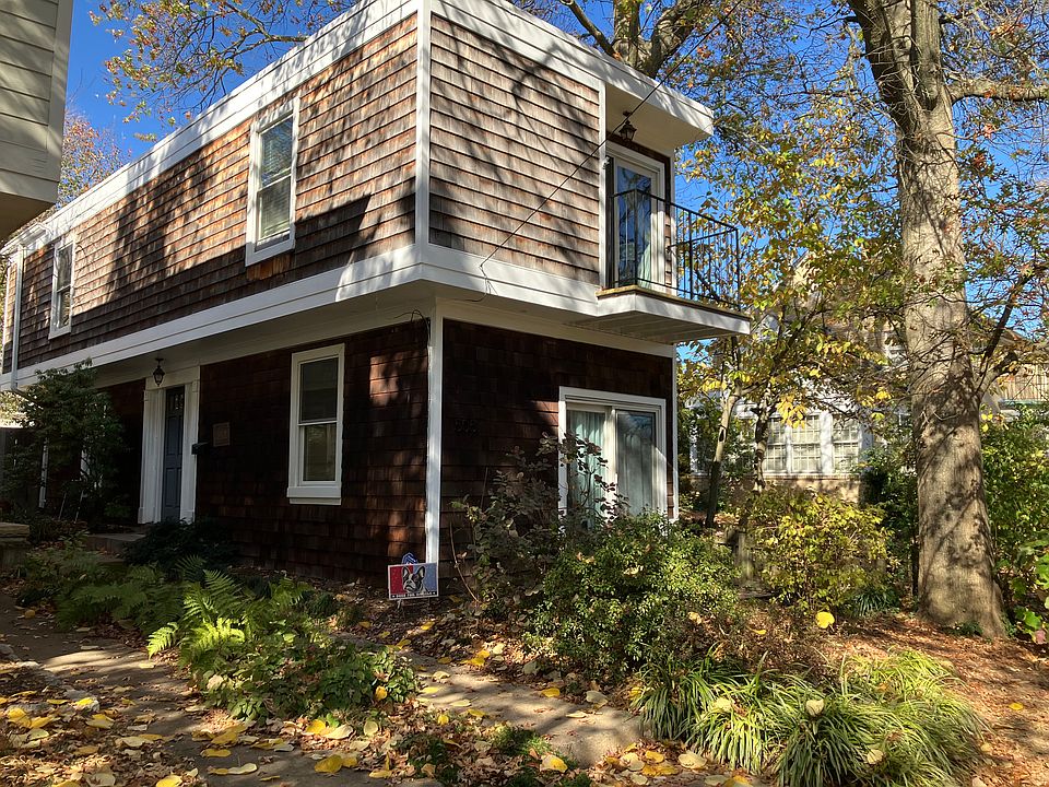 1st image of 505 Carlisle Dr