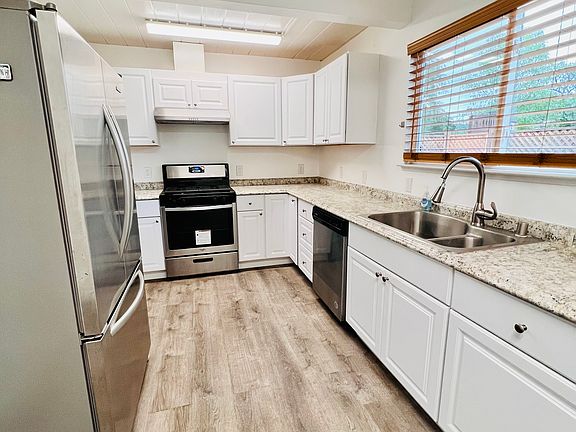 5th image of 14844 Ronda Dr