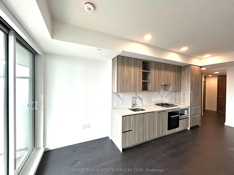 68 Esther Shiner Blvd #1015 — Photo 3