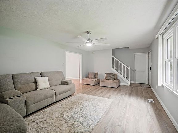 5th image of 1609 Jackson Rd