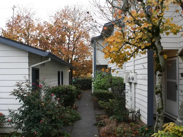 11995 SE Holgate Blvd, Portland, OR 97266